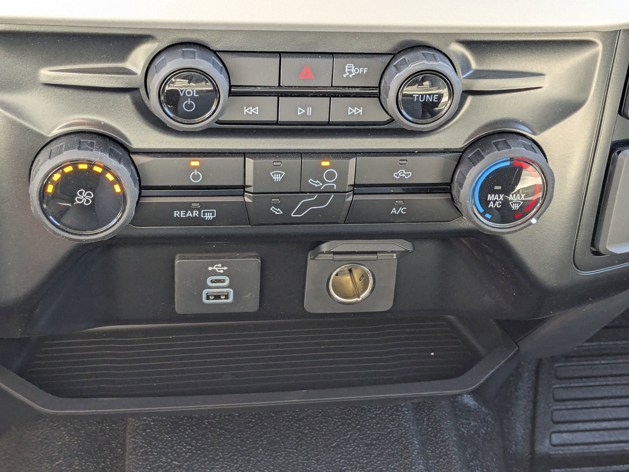 2026 Ford Super Duty F-550 DRW XL