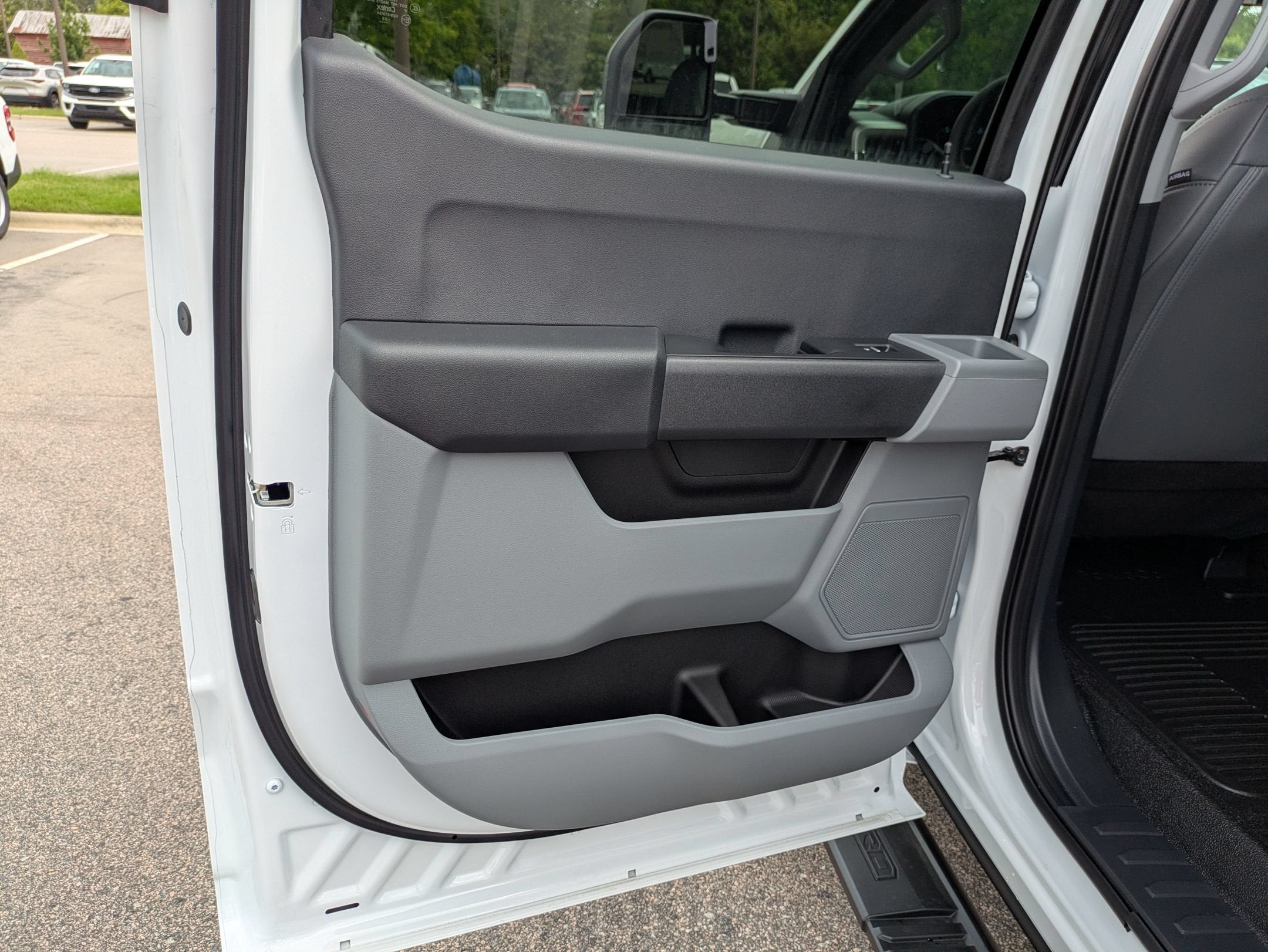 2026 Ford Super Duty F-550 DRW XL