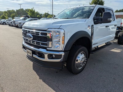 2026 Ford Super Duty F-550 DRW XL