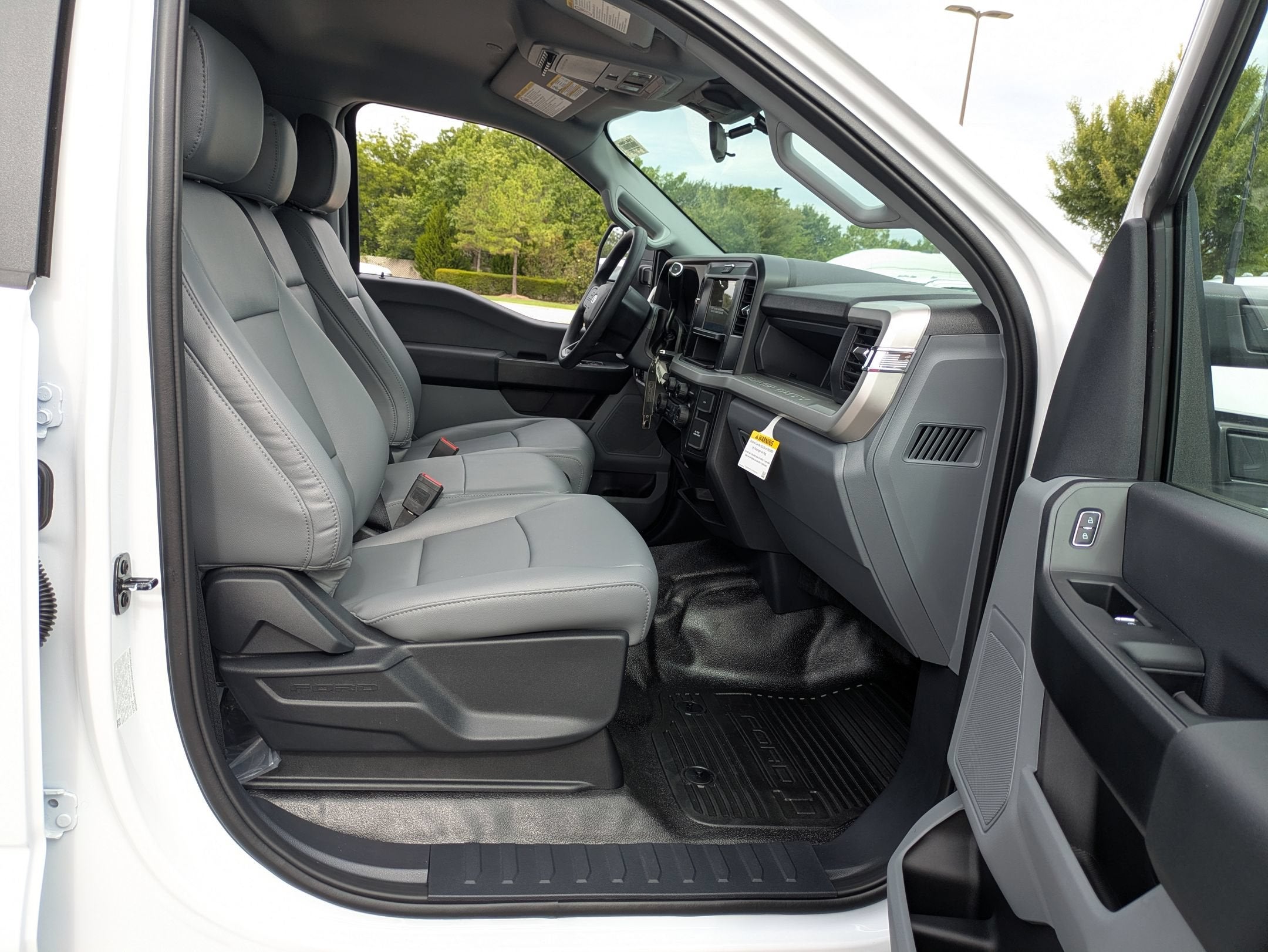 2026 Ford Super Duty F-550 DRW XL