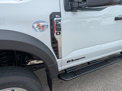 2026 Ford Super Duty F-550 DRW XL