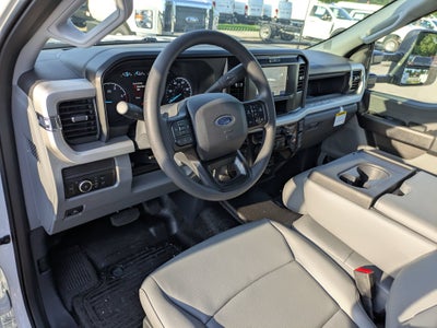 2026 Ford Super Duty F-350 DRW XL