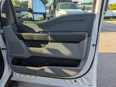 2026 Ford Super Duty F-350 DRW XL