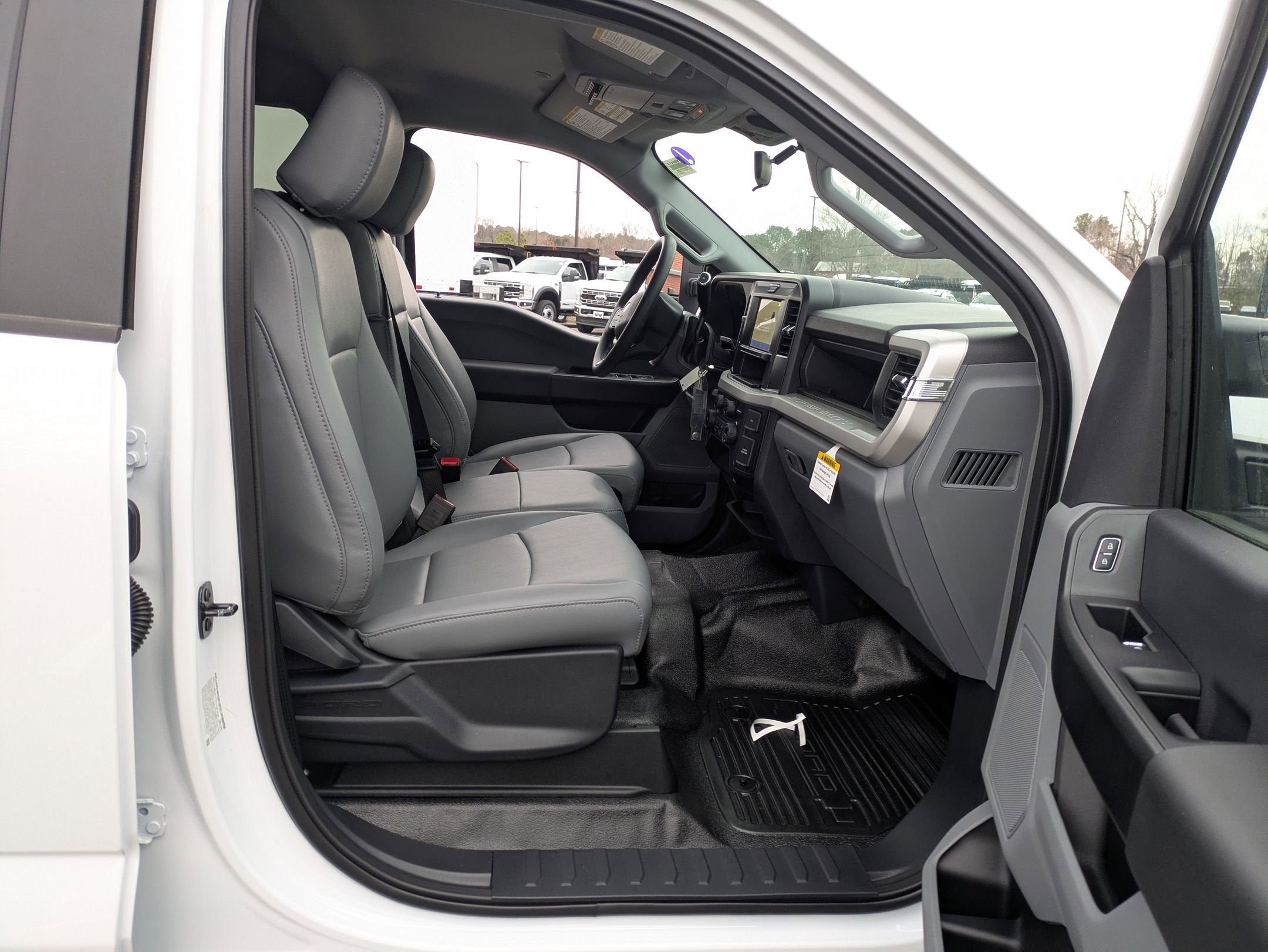 2026 Ford Super Duty F-350 DRW XL