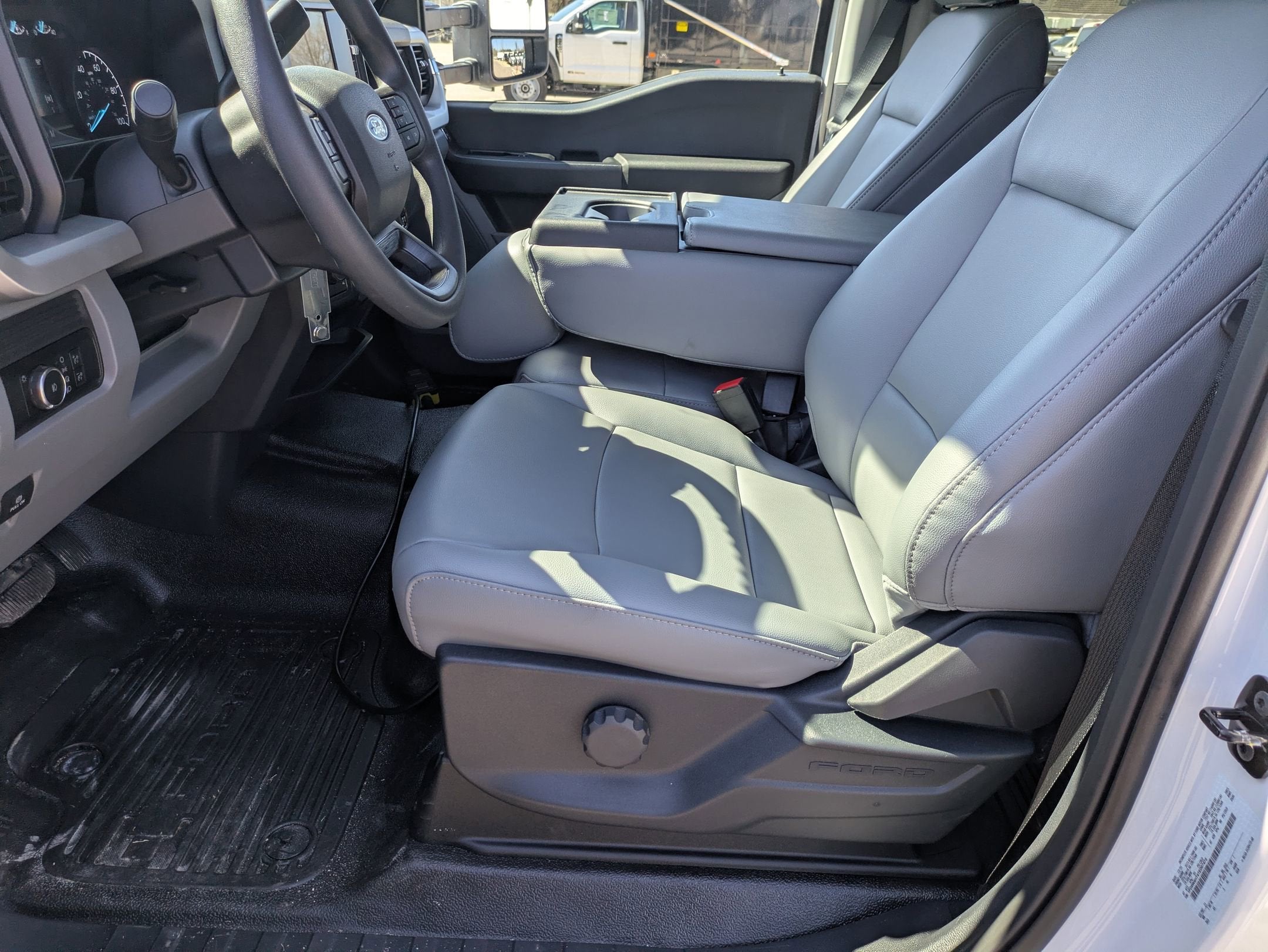 2026 Ford Super Duty F-450 DRW XL