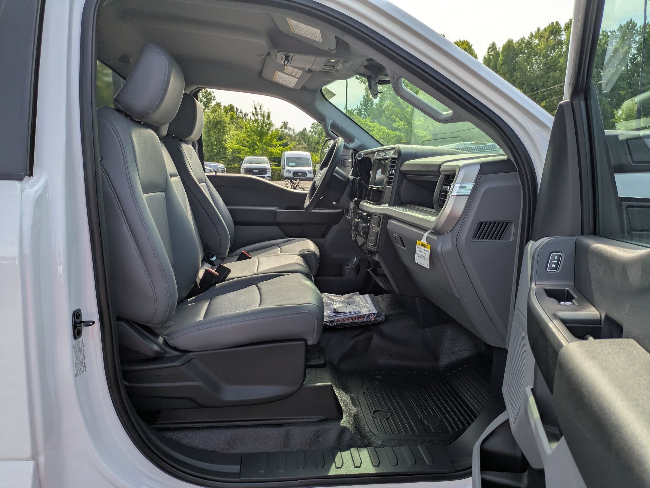 2026 Ford Super Duty F-550 DRW XL