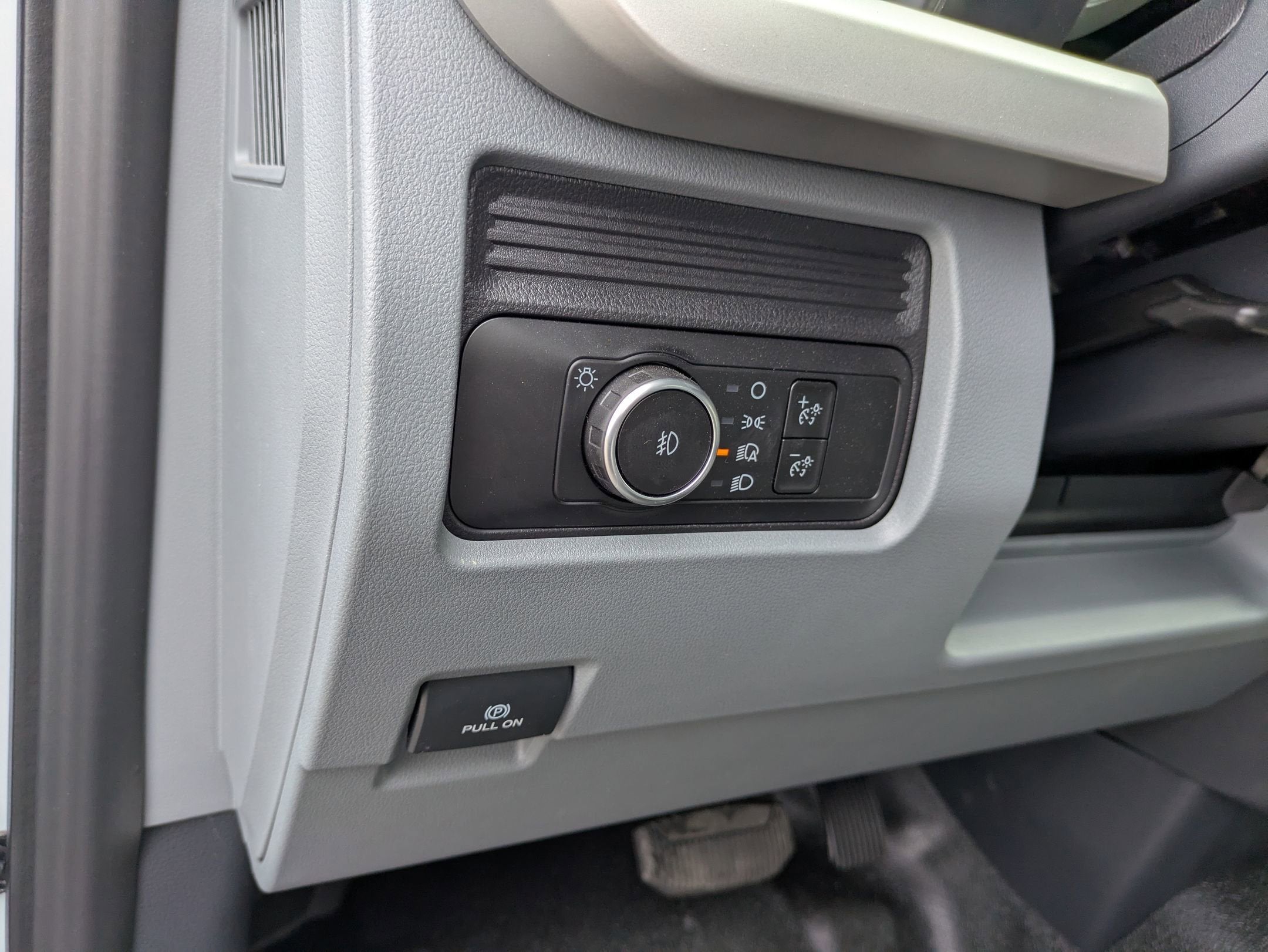 2026 Ford Super Duty F-600 DRW XL