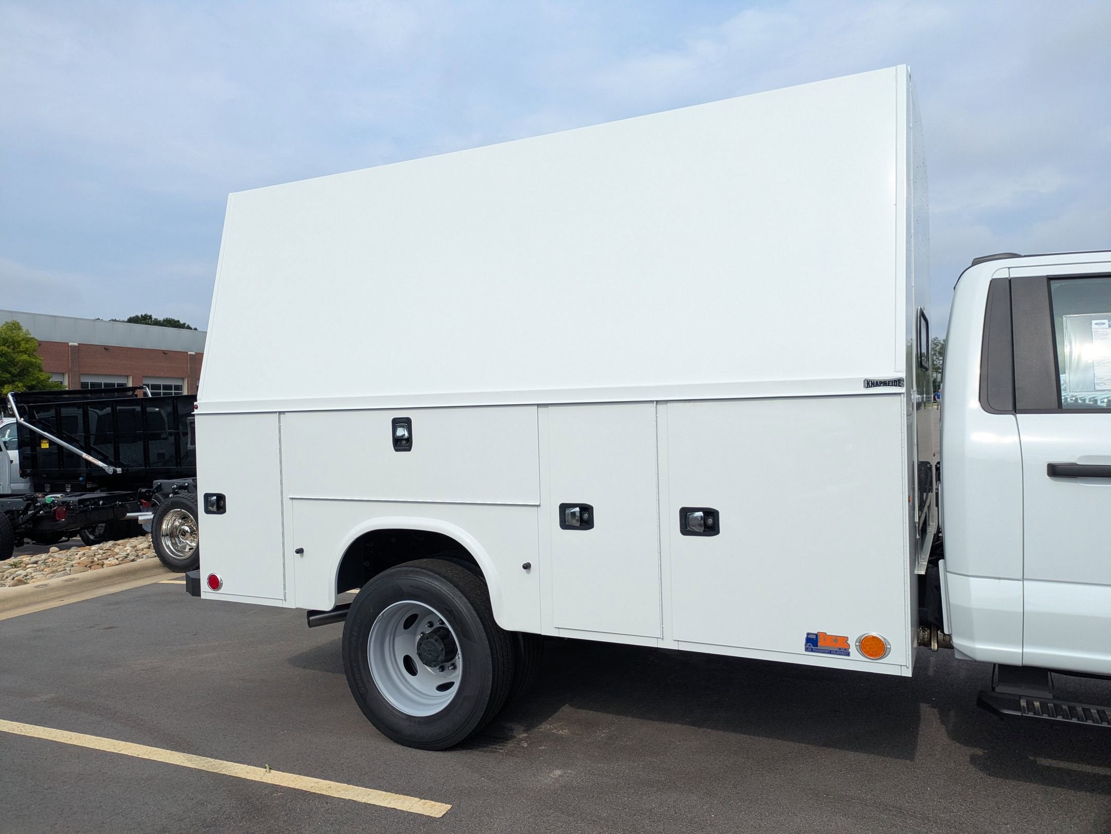 2026 Ford Super Duty F-600 DRW XL