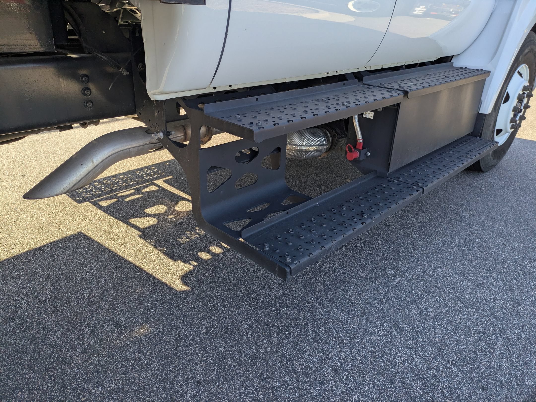 2025 Ford F-650SD Base