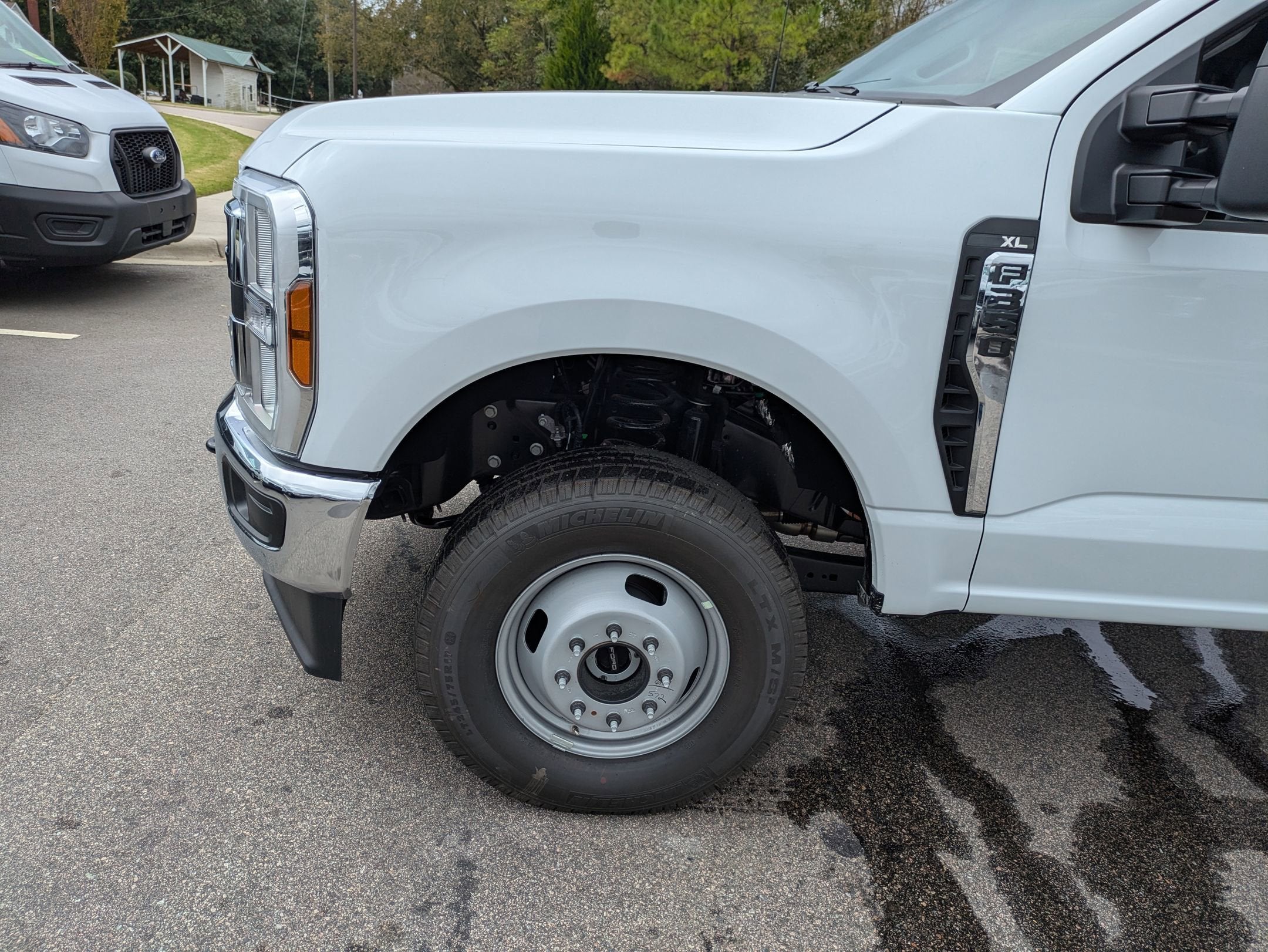 2026 Ford Super Duty F-350 DRW XL