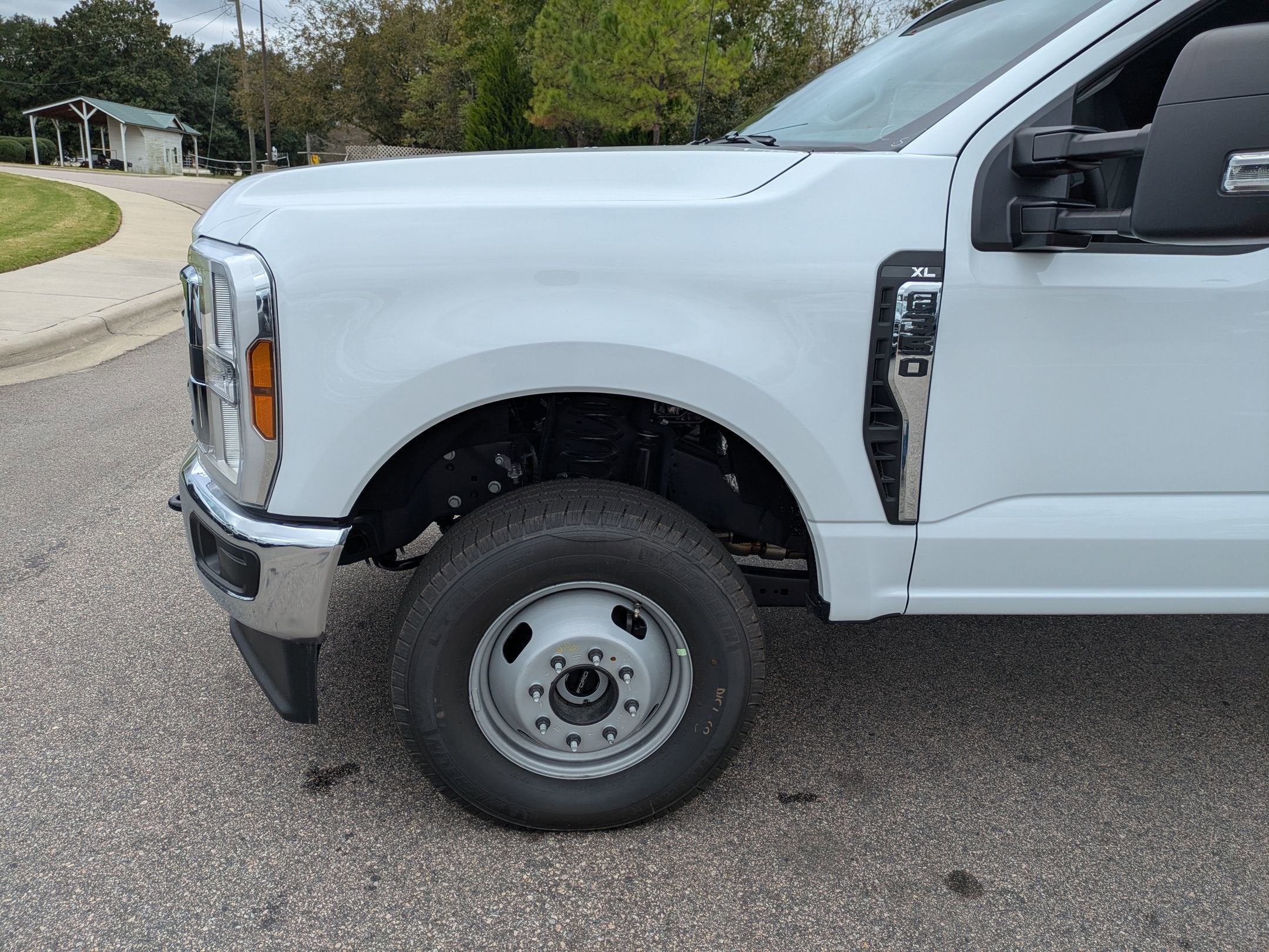 2026 Ford Super Duty F-350 DRW XL