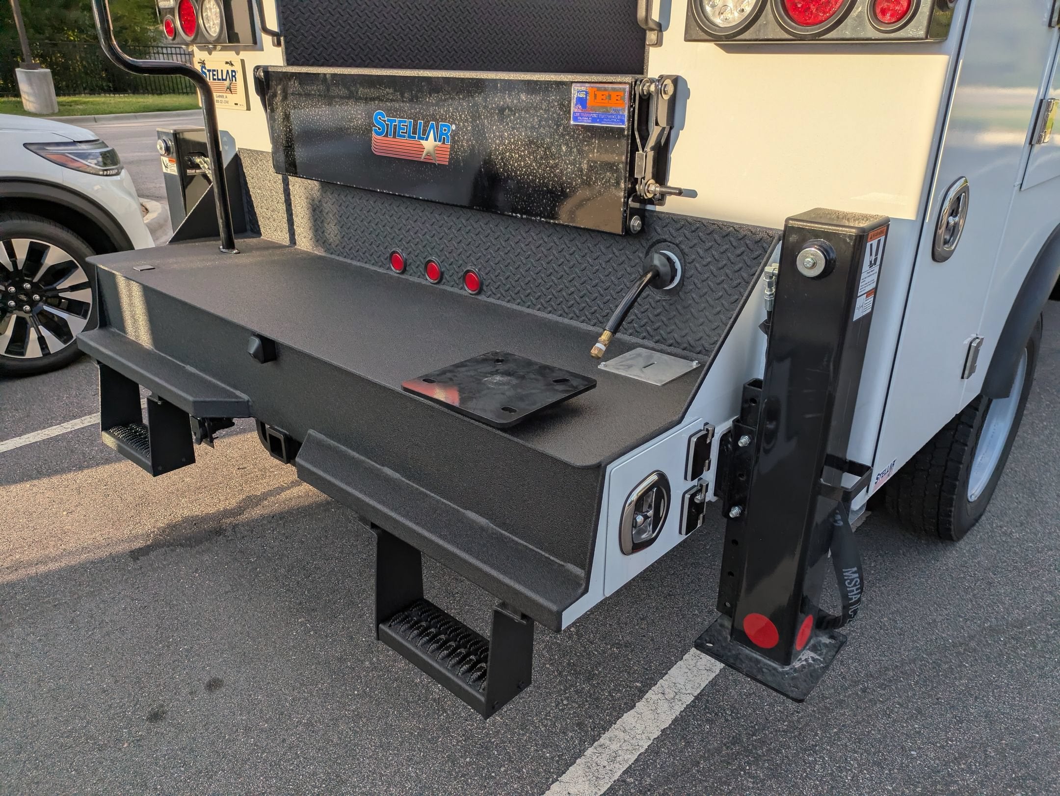 2026 Ford Super Duty F-550 DRW XL