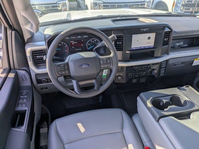 2027 Ford Super Duty F-550 DRW XL