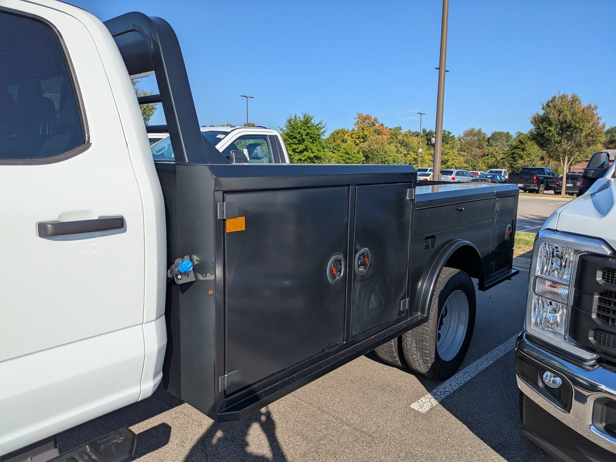 2027 Ford Super Duty F-550 DRW XL