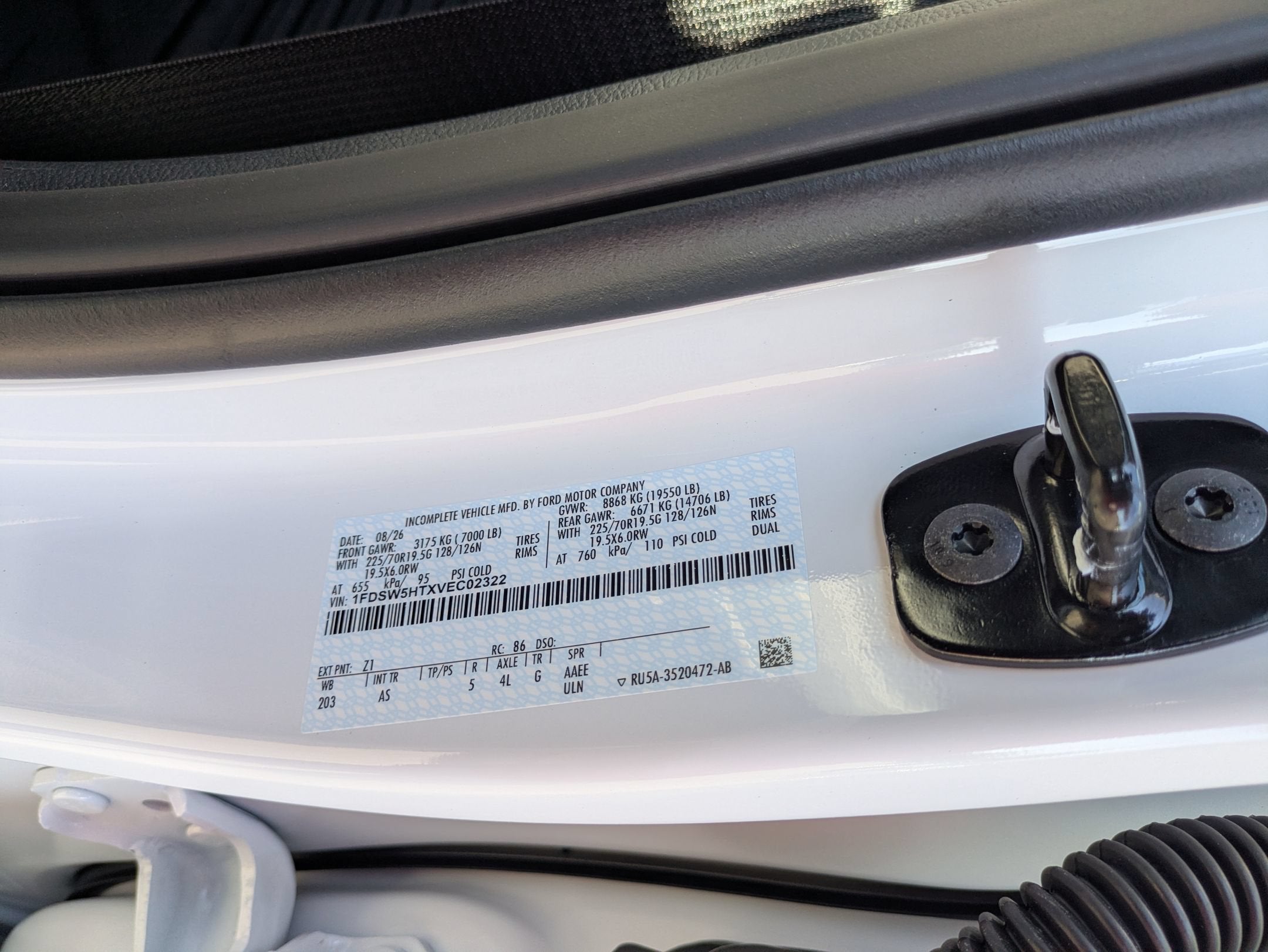 2027 Ford Super Duty F-550 DRW XL