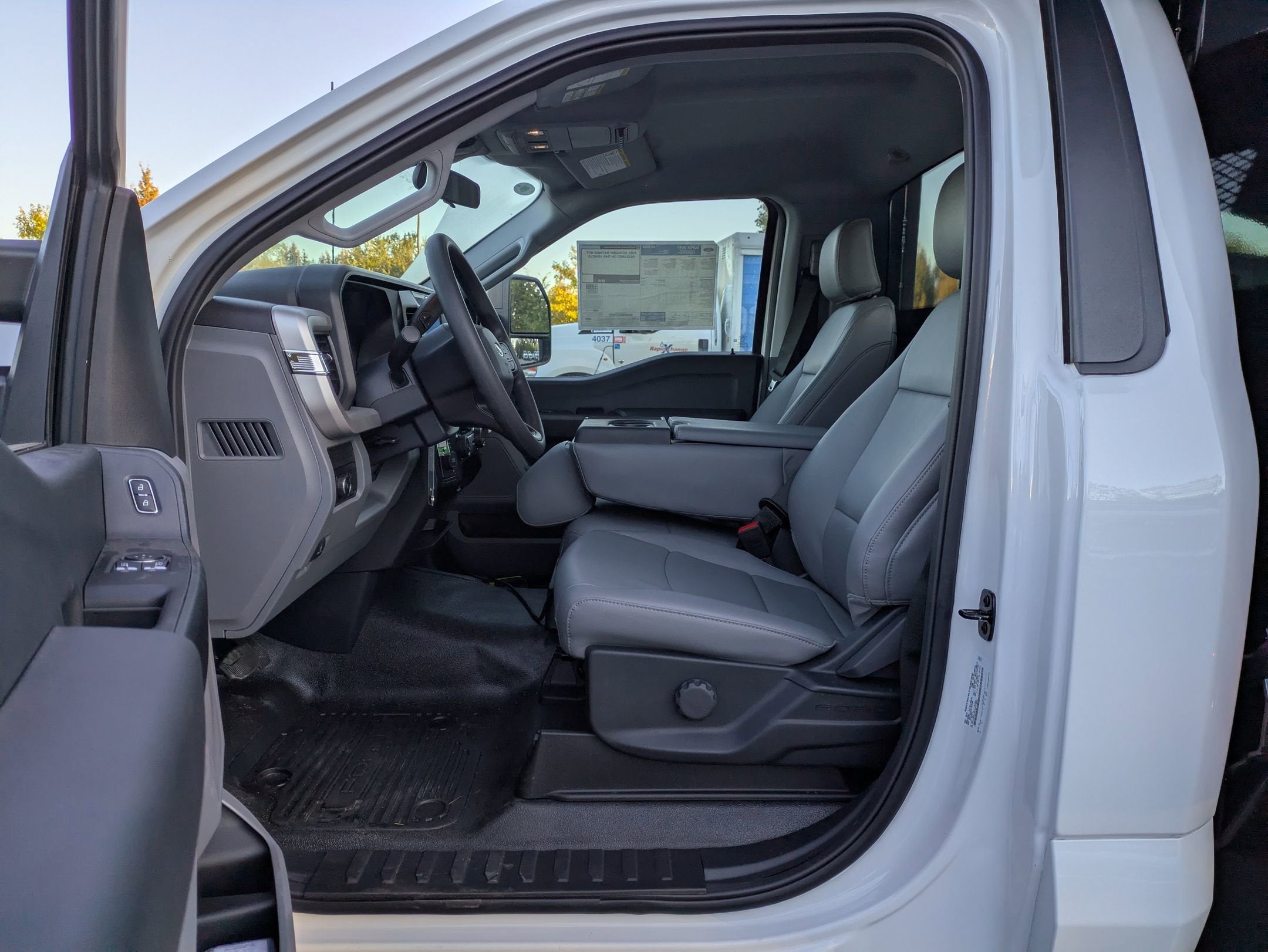 2026 Ford Super Duty F-450 DRW XL