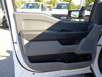 2026 Ford Super Duty F-550 DRW XL