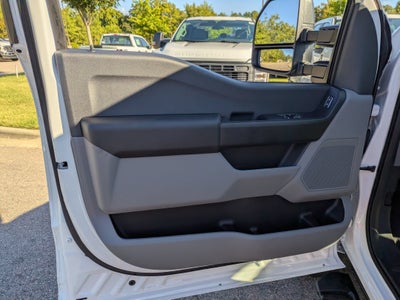 2026 Ford Super Duty F-550 DRW XL