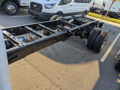 2026 Ford Super Duty F-550 DRW XL