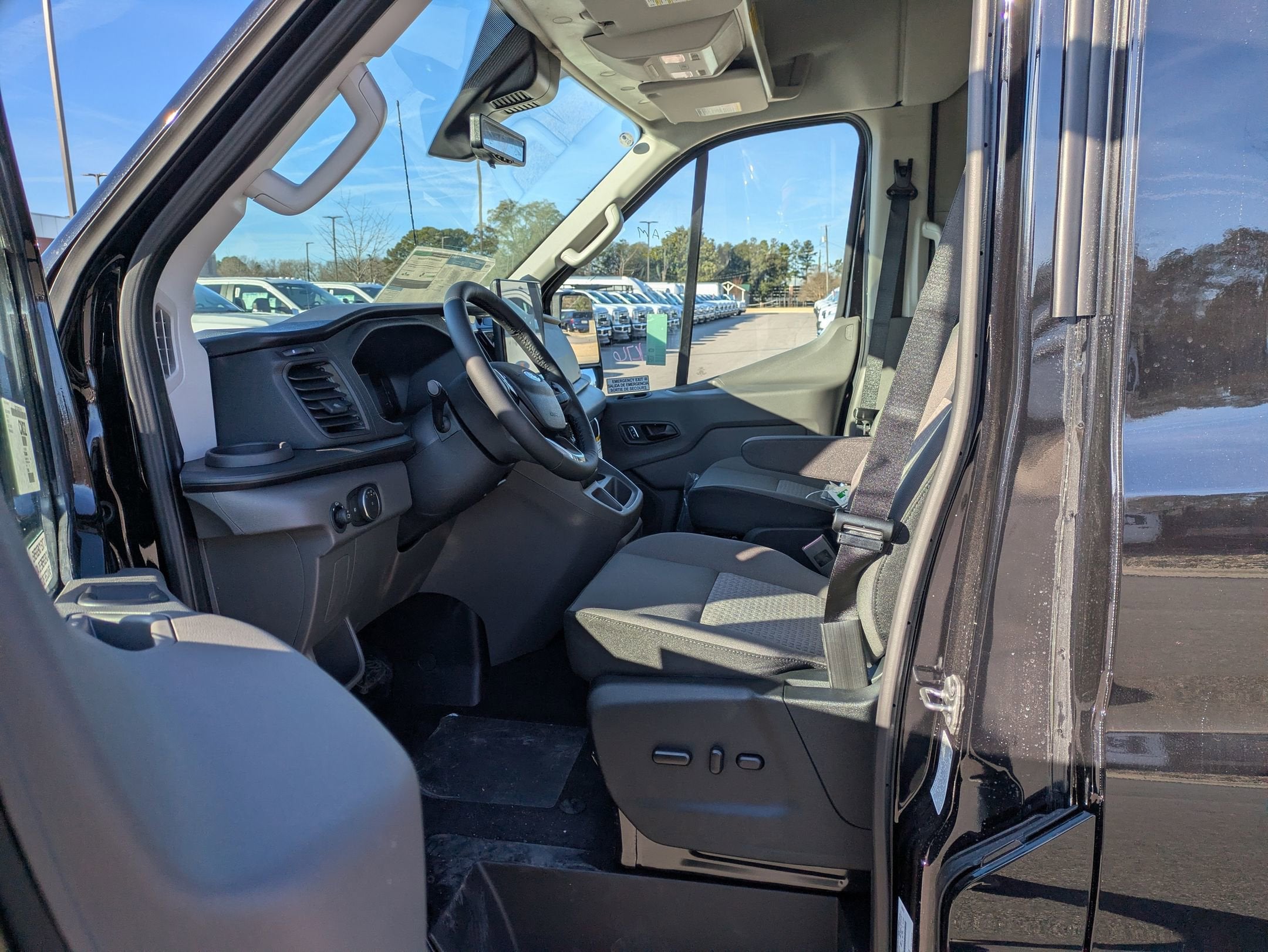 2026 Ford Transit Passenger Wagon XLT