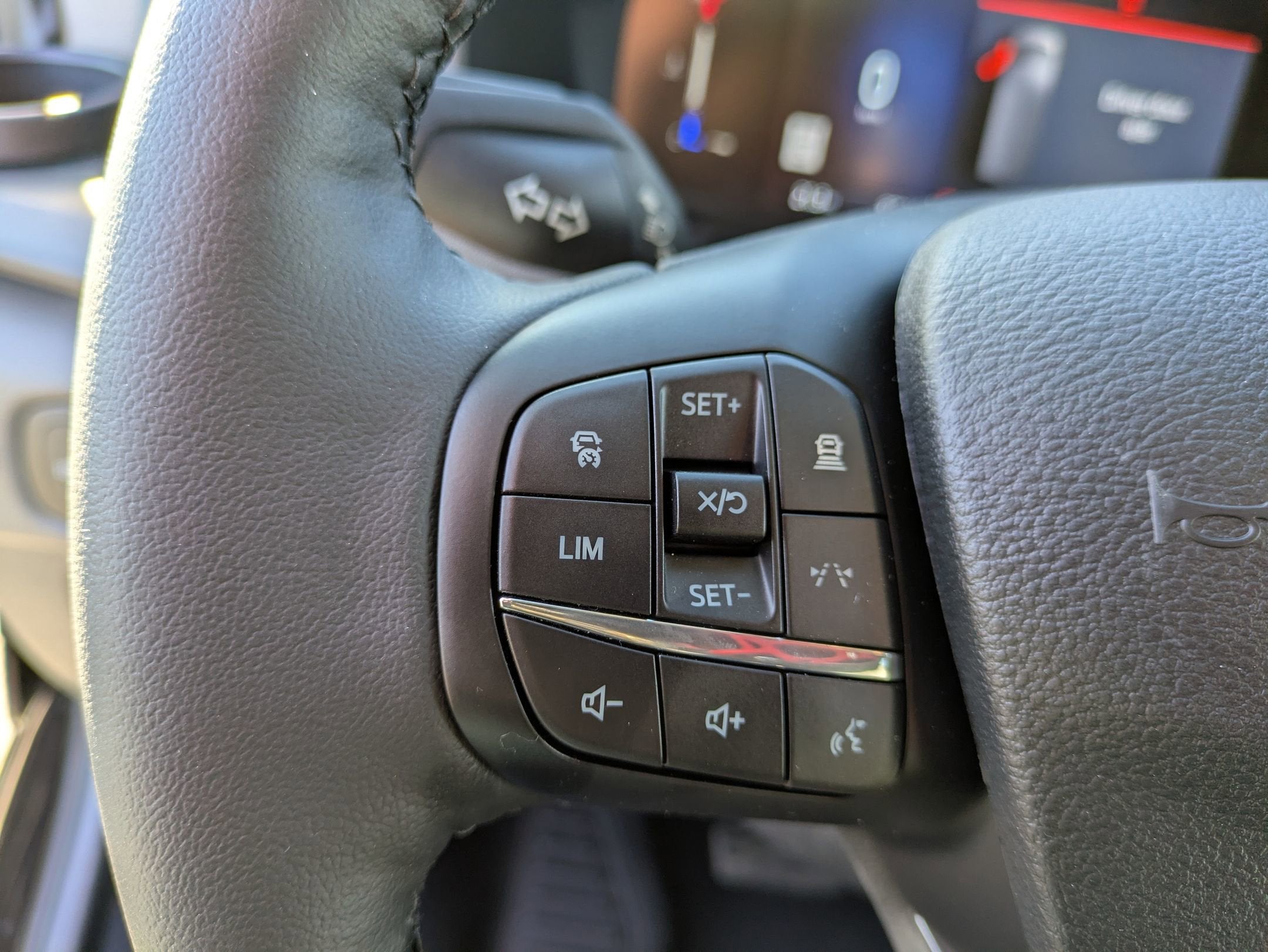 2026 Ford Transit Passenger Wagon XLT