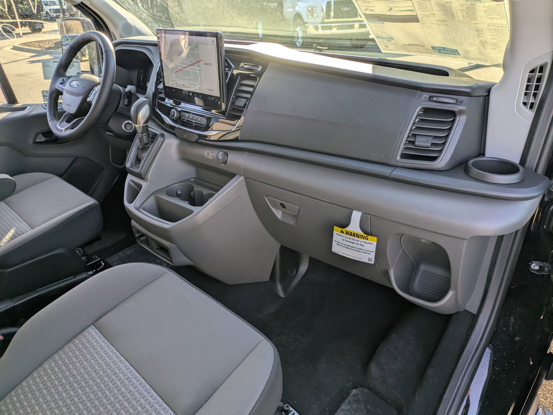 2026 Ford Transit Passenger Wagon XLT