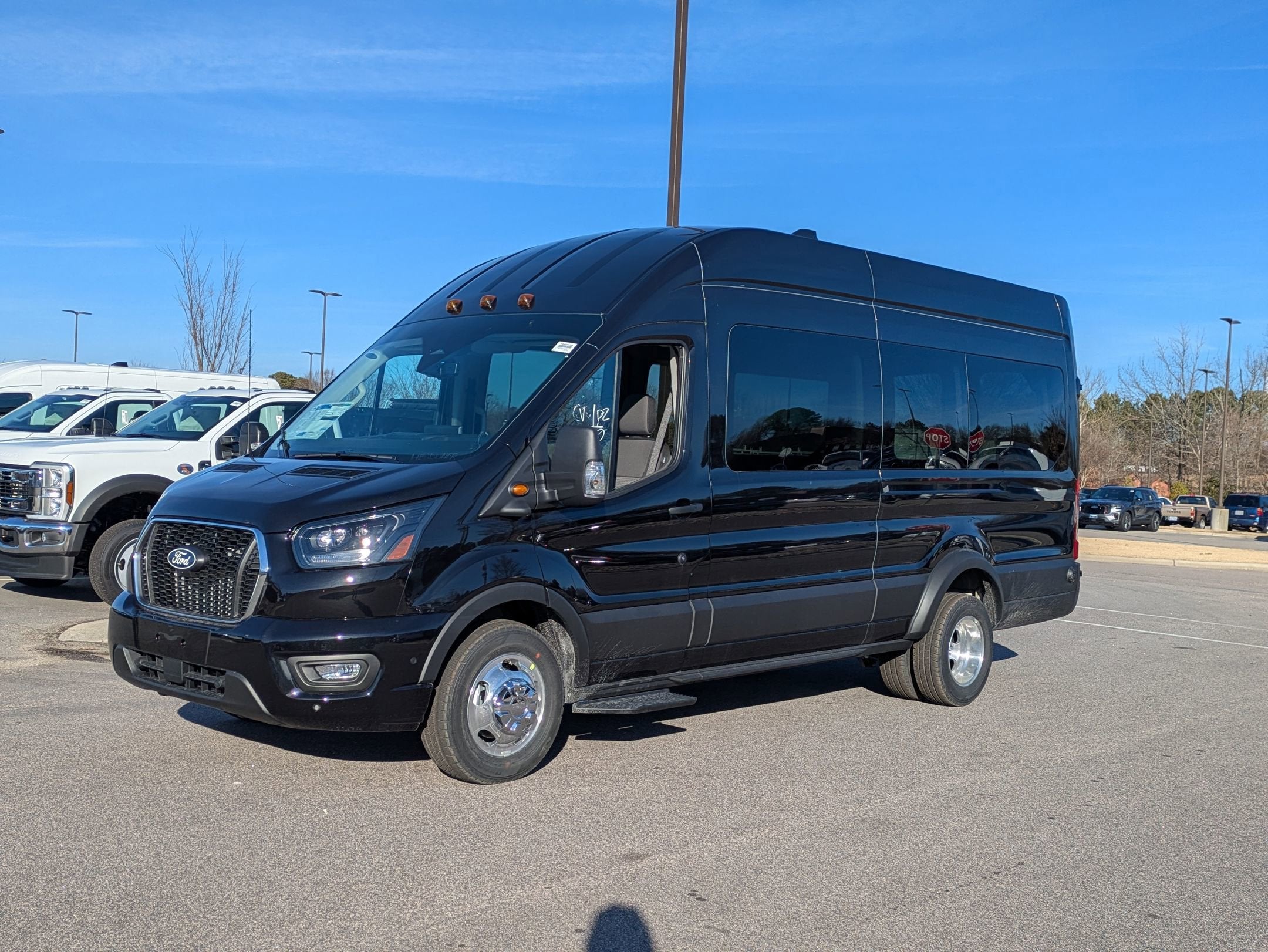 2026 Ford Transit Passenger Wagon XLT