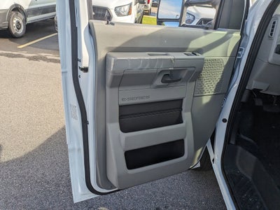 2026 Ford E-Series Cutaway Base