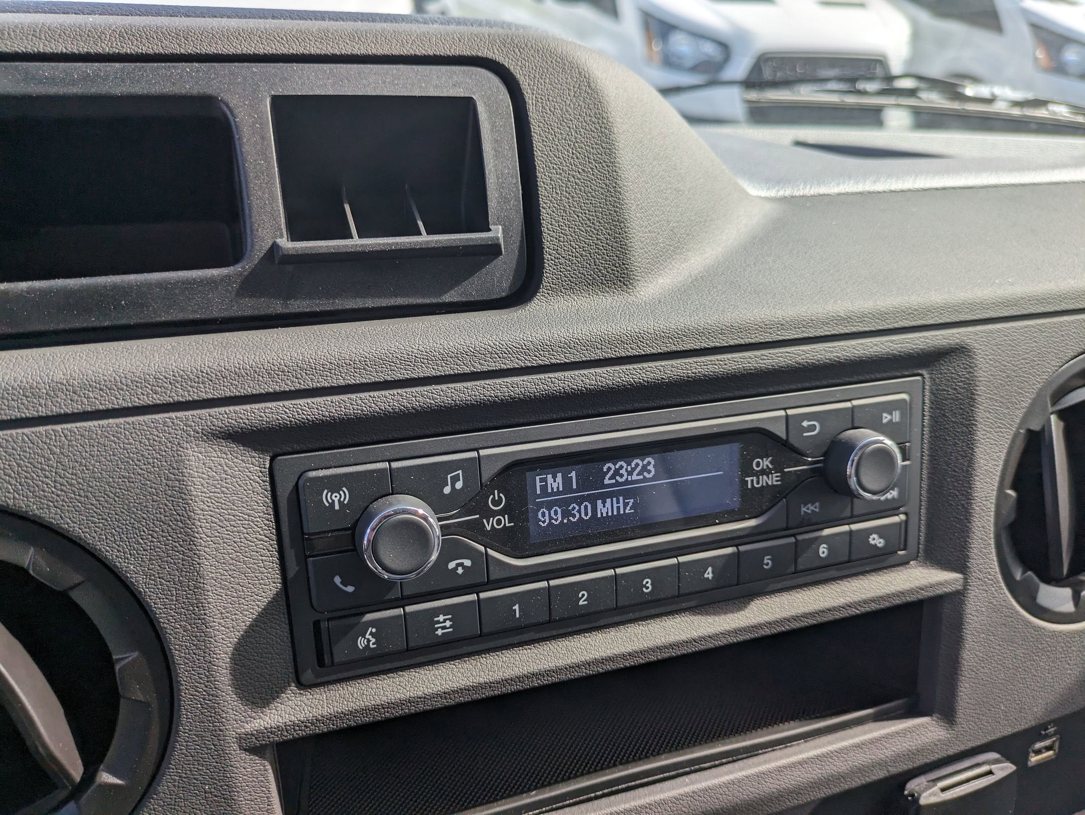 2026 Ford E-Series Cutaway Base