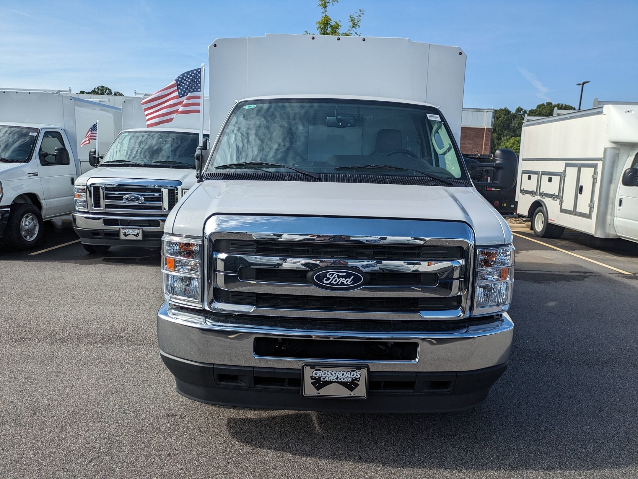 2026 Ford E-Series Cutaway Base