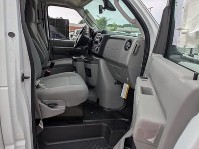 2027 Ford E-Series Cutaway Base