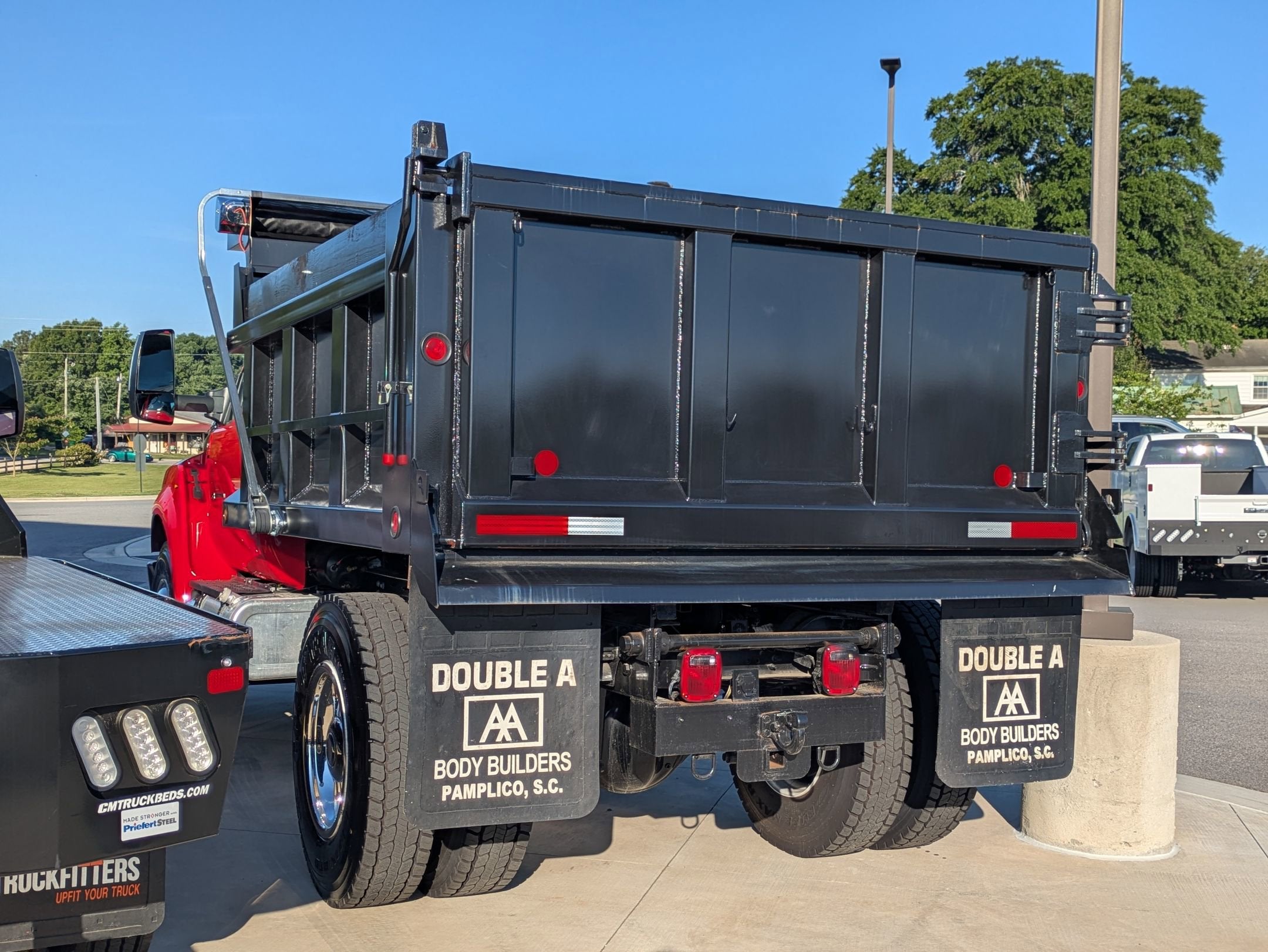 2026 Ford F-750SD Base
