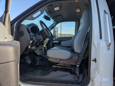 2027 Ford F-750SD Base