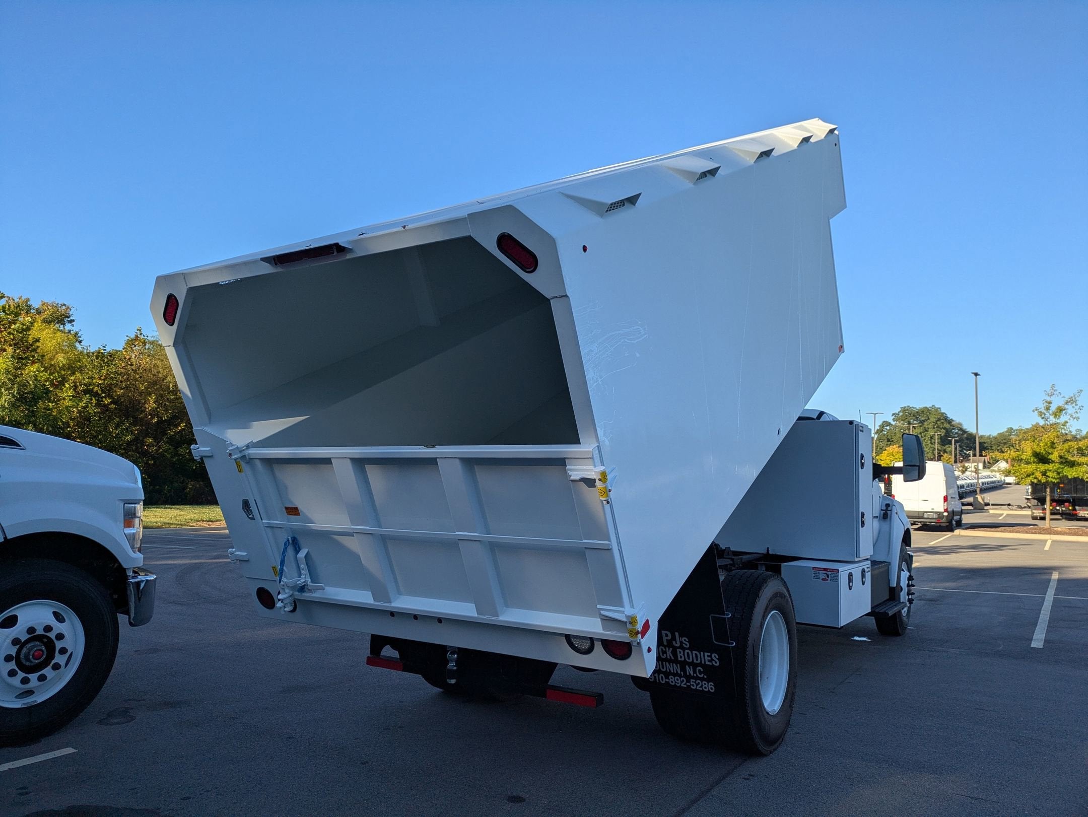 2026 Ford F-750SD Base