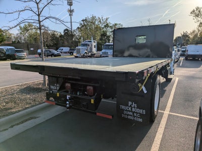 2027 Ford F-750SD Base