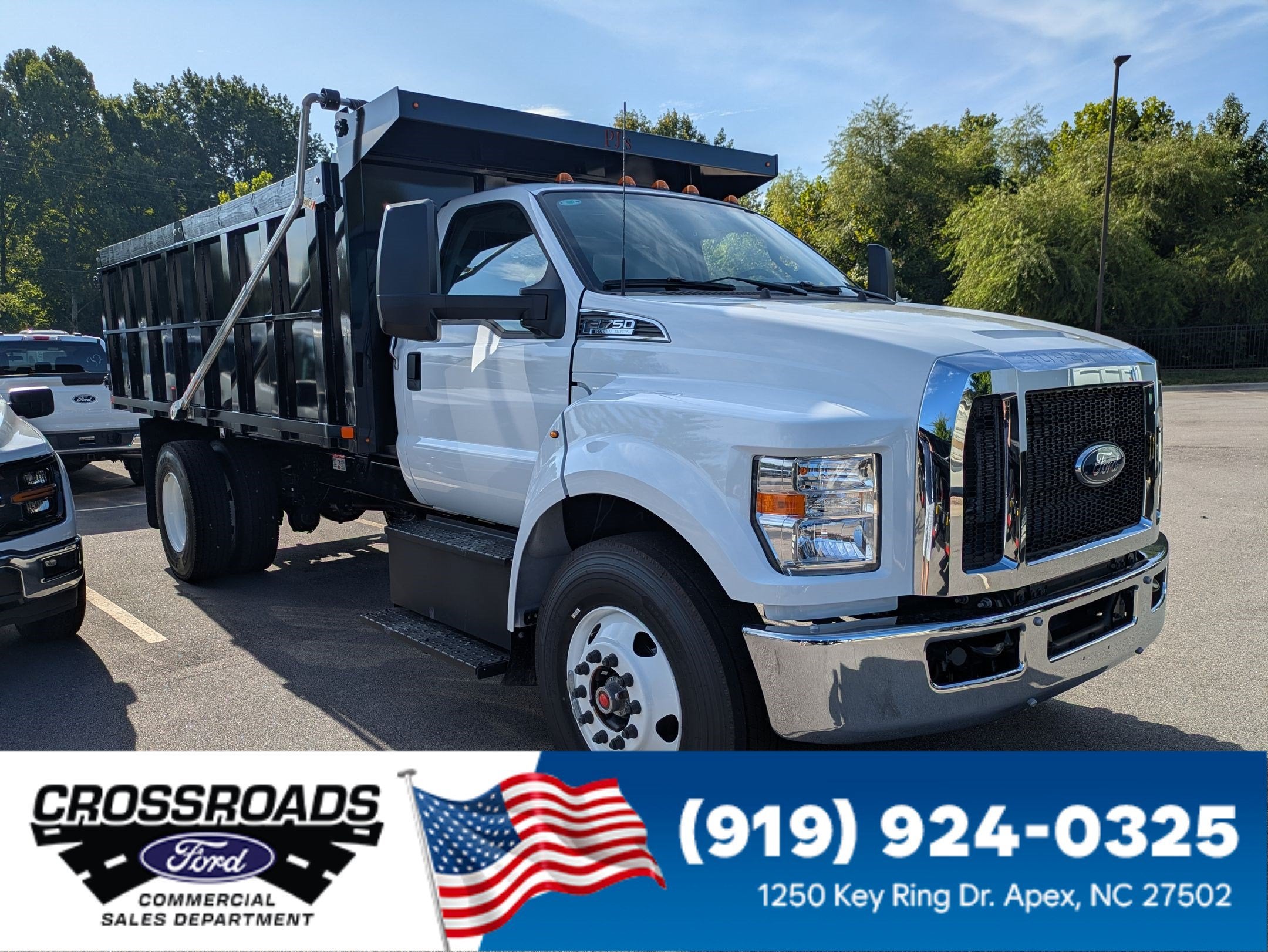 2027 Ford F-750SD Base