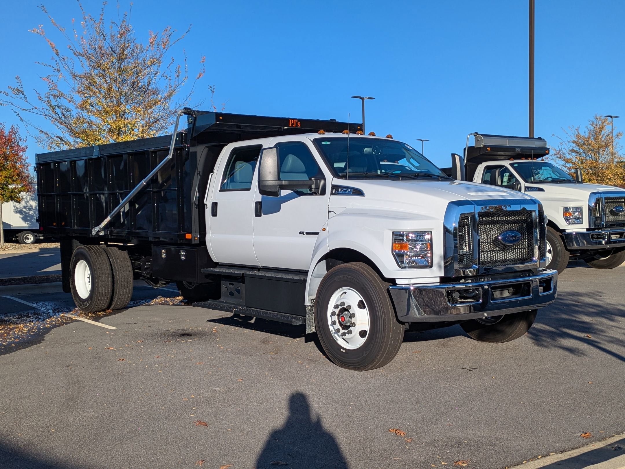 2026 Ford F-750SD Base