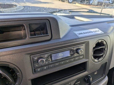 2024 Ford E-Series Cutaway Base