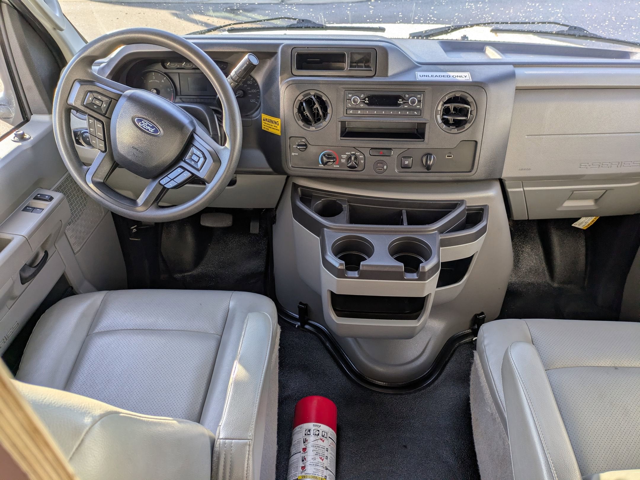 2024 Ford E-Series Cutaway Base