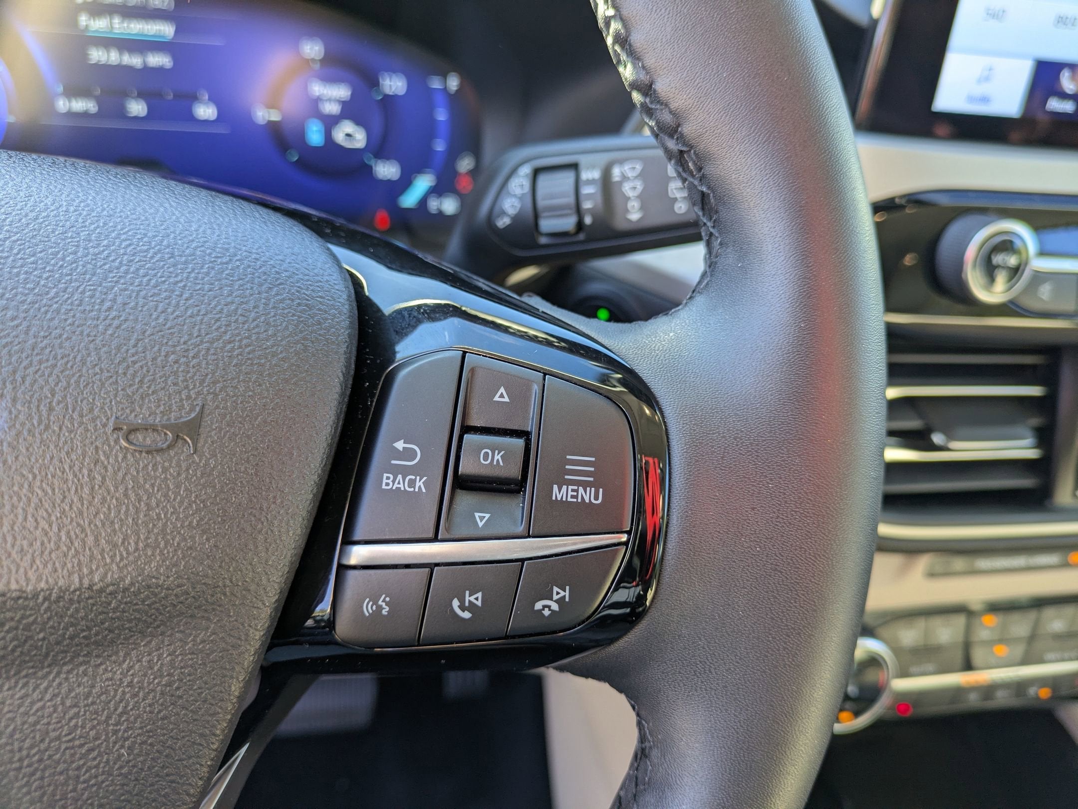 2022 Ford Escape SEL Hybrid