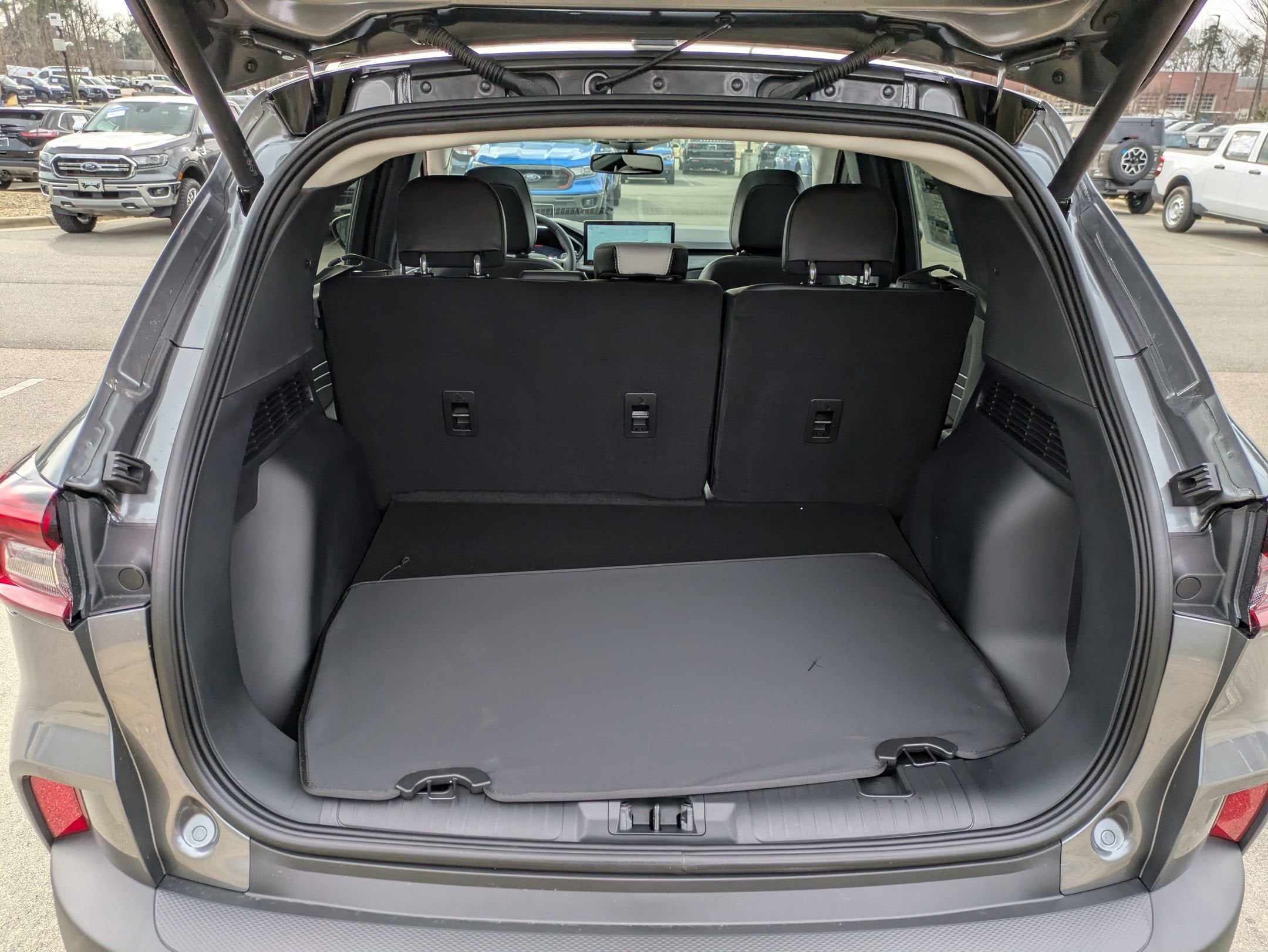 2026 Ford Escape Platinum