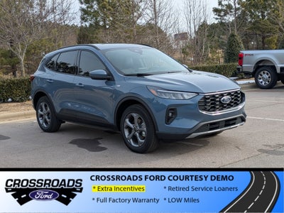 2025 Ford Escape ST-Line Select - Crossroads Courtesy Demo