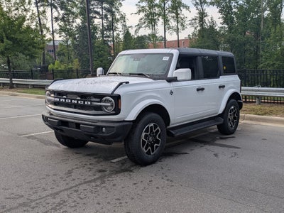 2026 Ford Bronco Outer Banks
