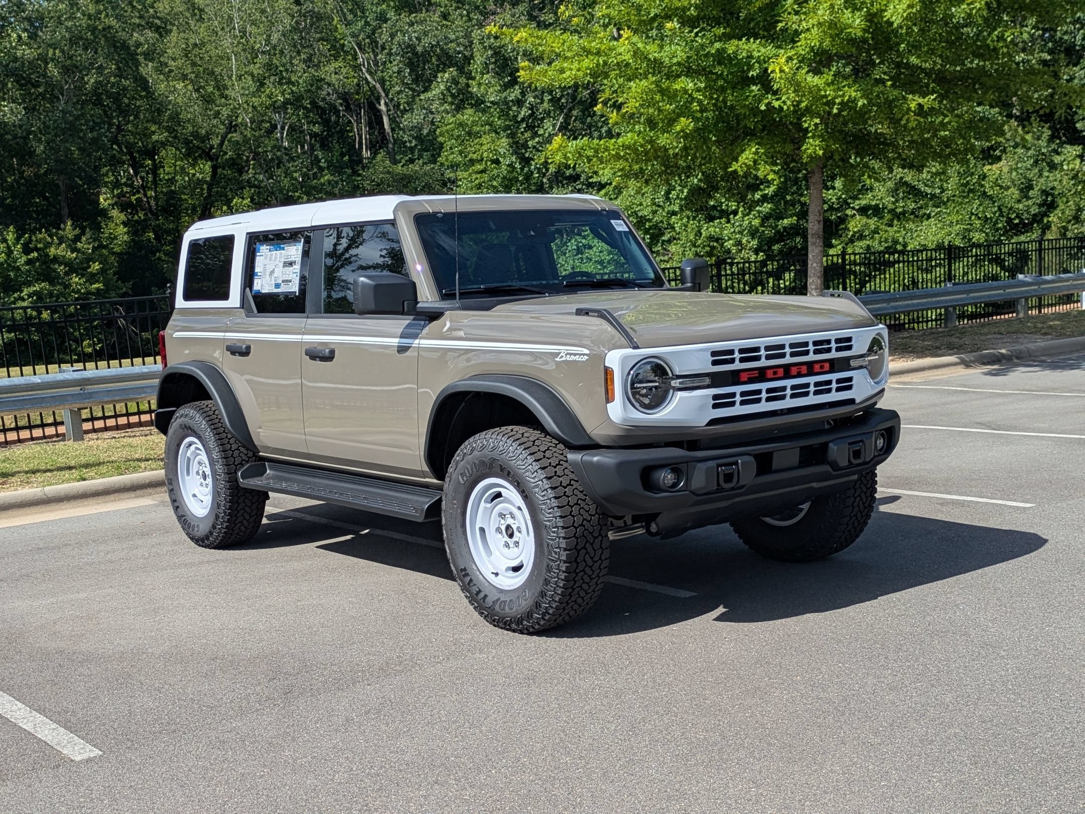 2026 Ford Bronco Heritage Edition