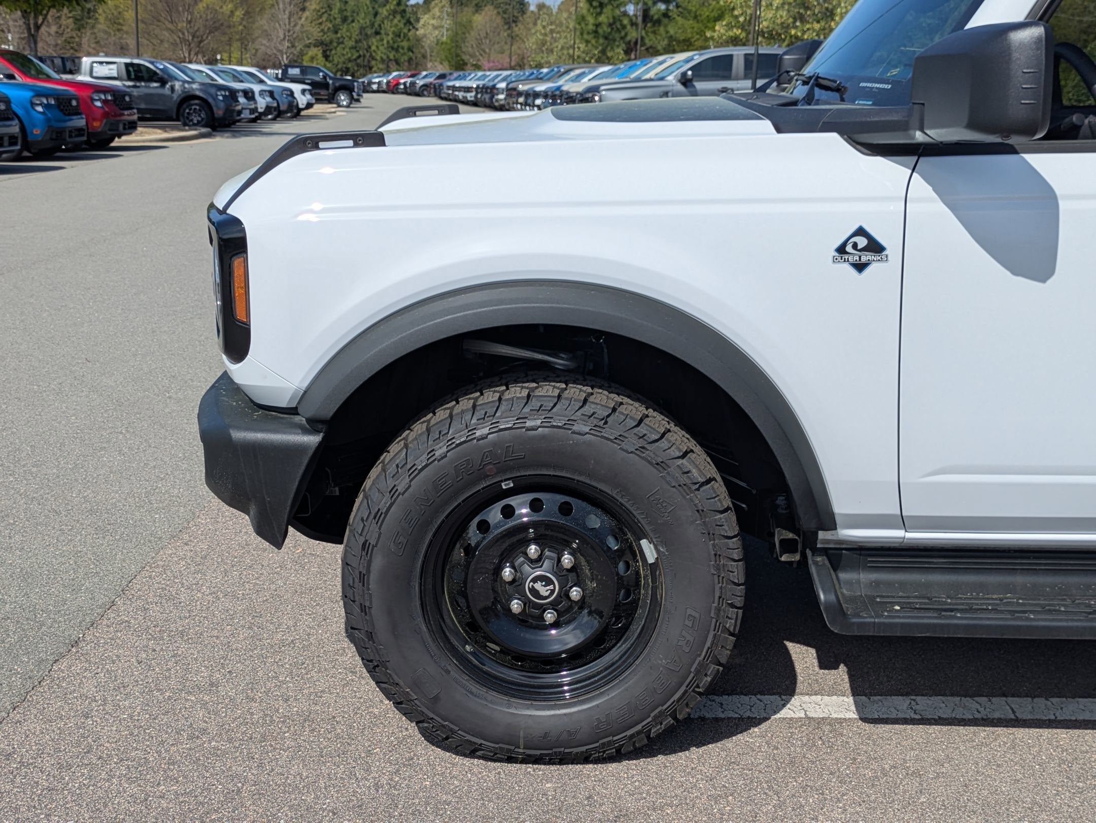 2026 Ford Bronco Outer Banks