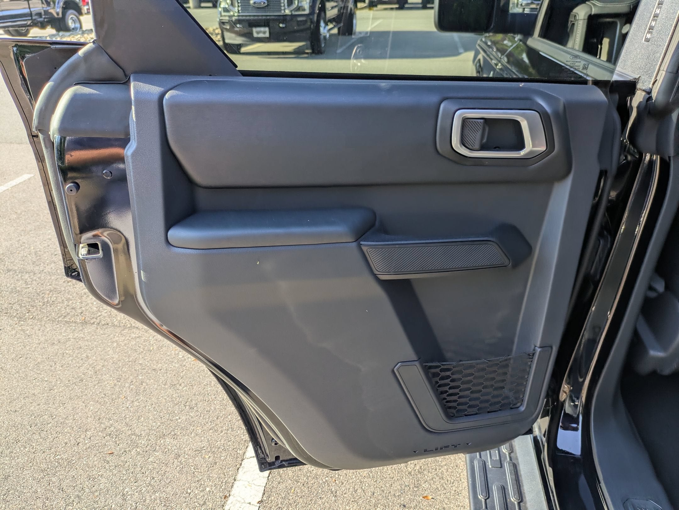 2026 Ford Bronco Outer Banks - Crossroads Courtesy Demo