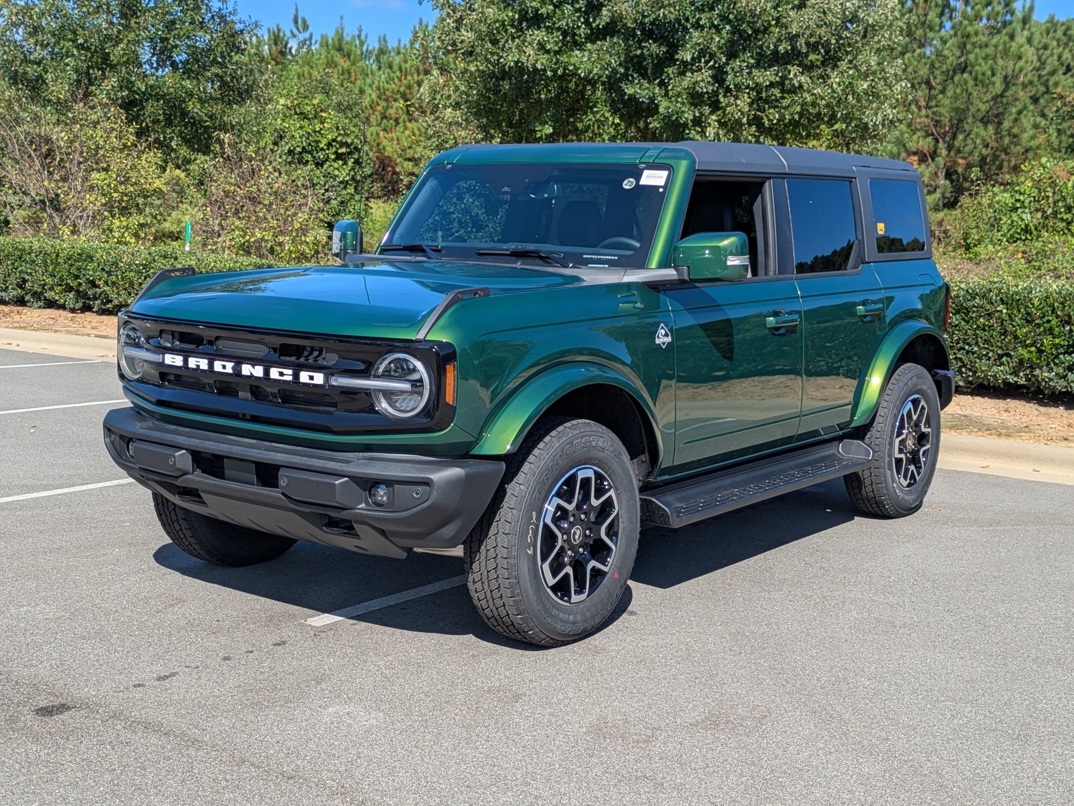 2025 Ford Bronco Outer Banks