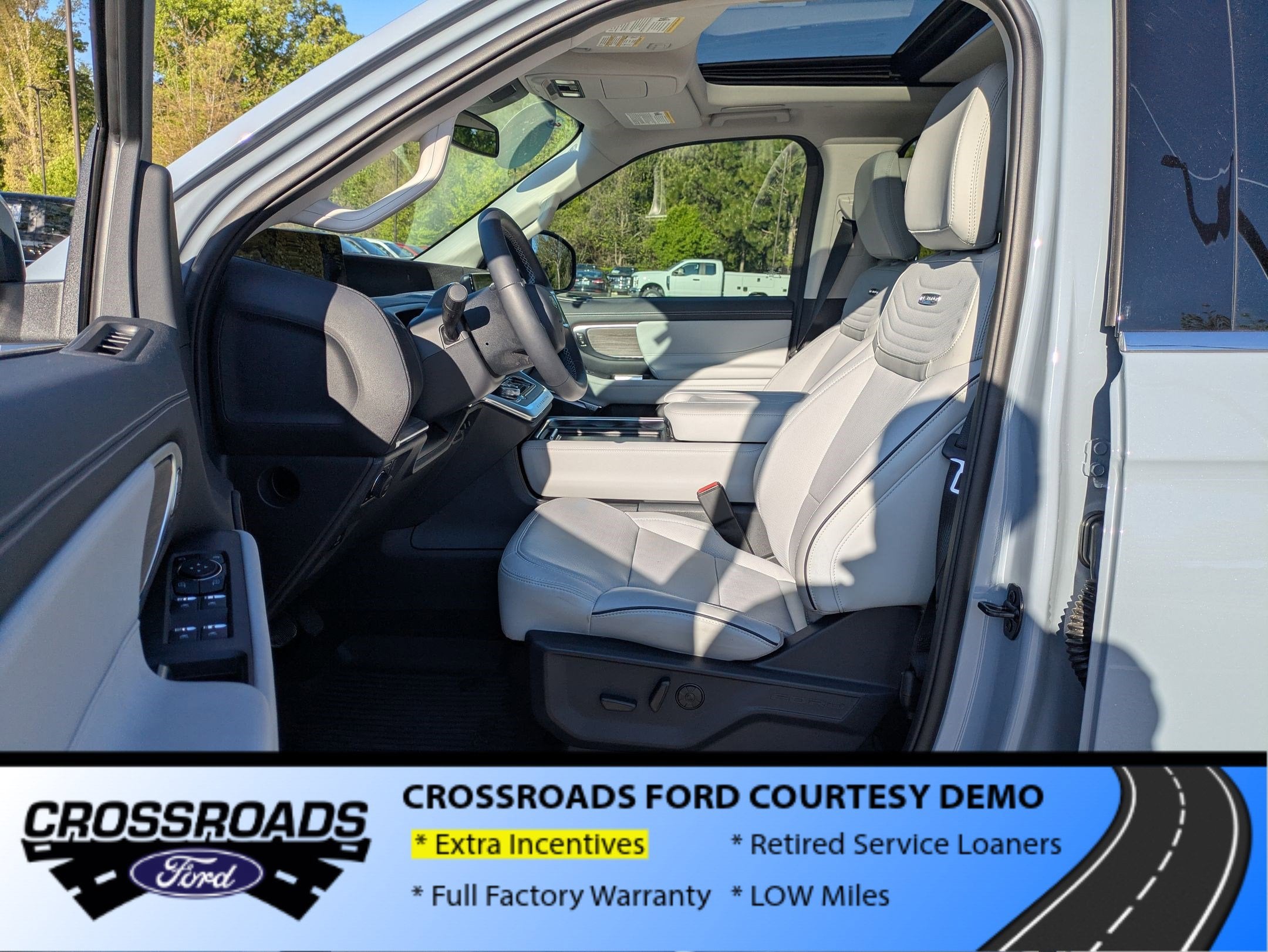 2026 Ford Expedition Max Platinum - Crossroads Courtesy Demo