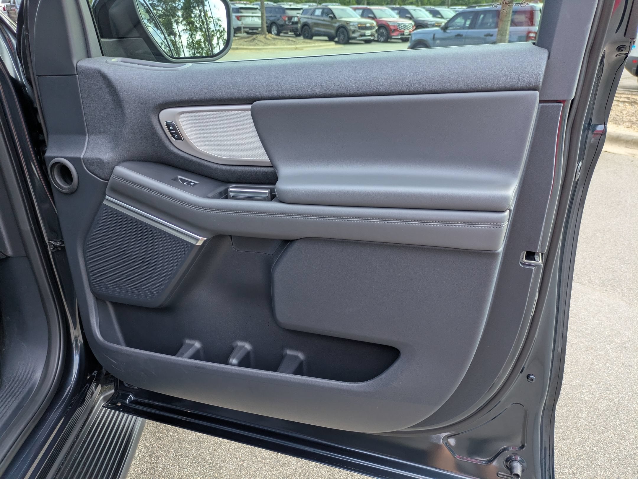 2026 Ford Expedition Active - Crossroads Courtesy Demo