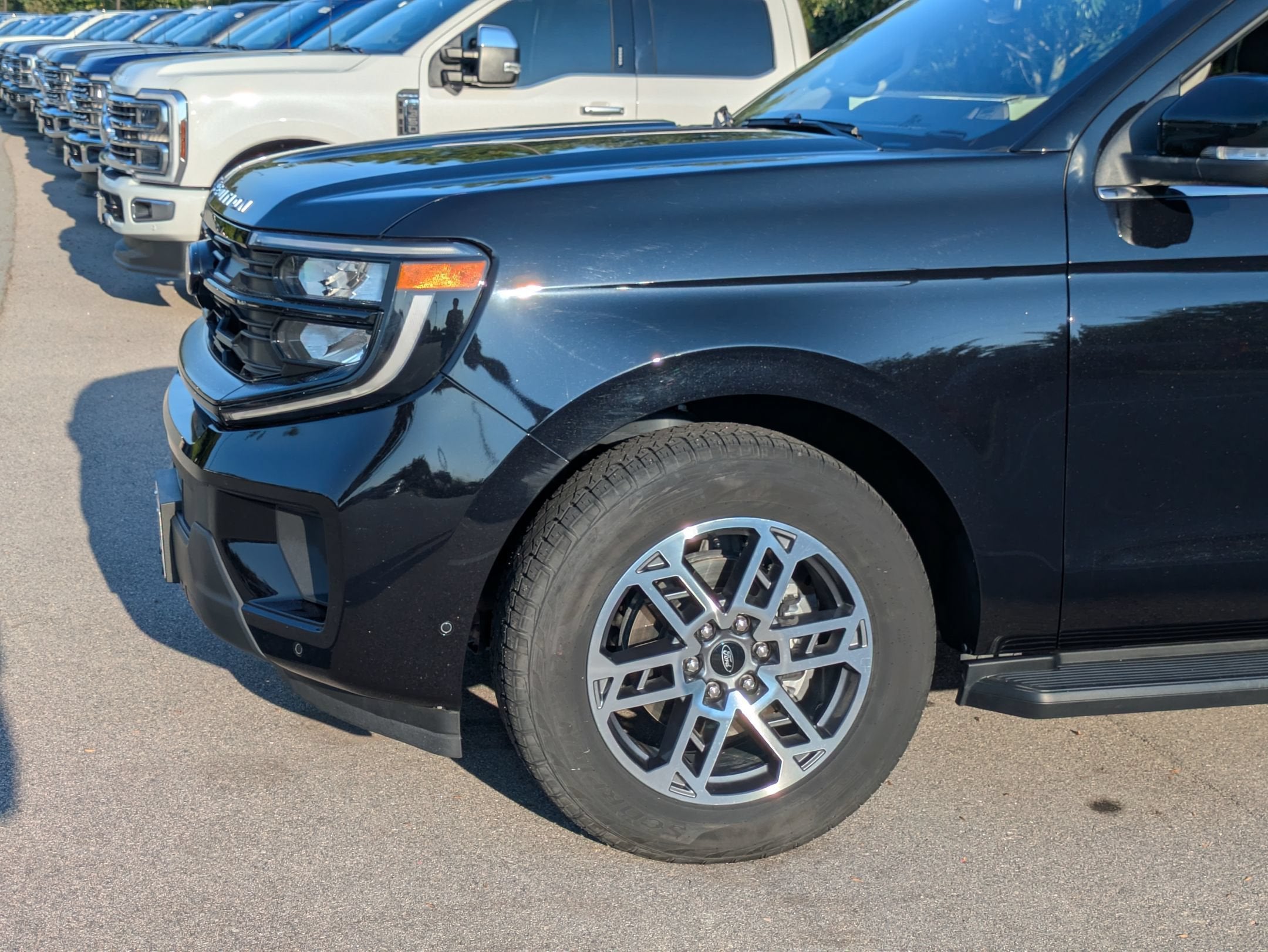 2025 Ford Expedition Active
